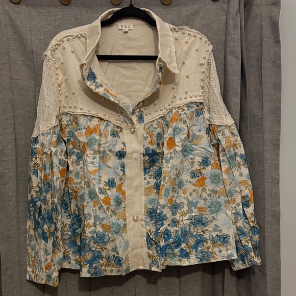 POL Tops - POL Cream and Floral Button-Up with Pearl Accents